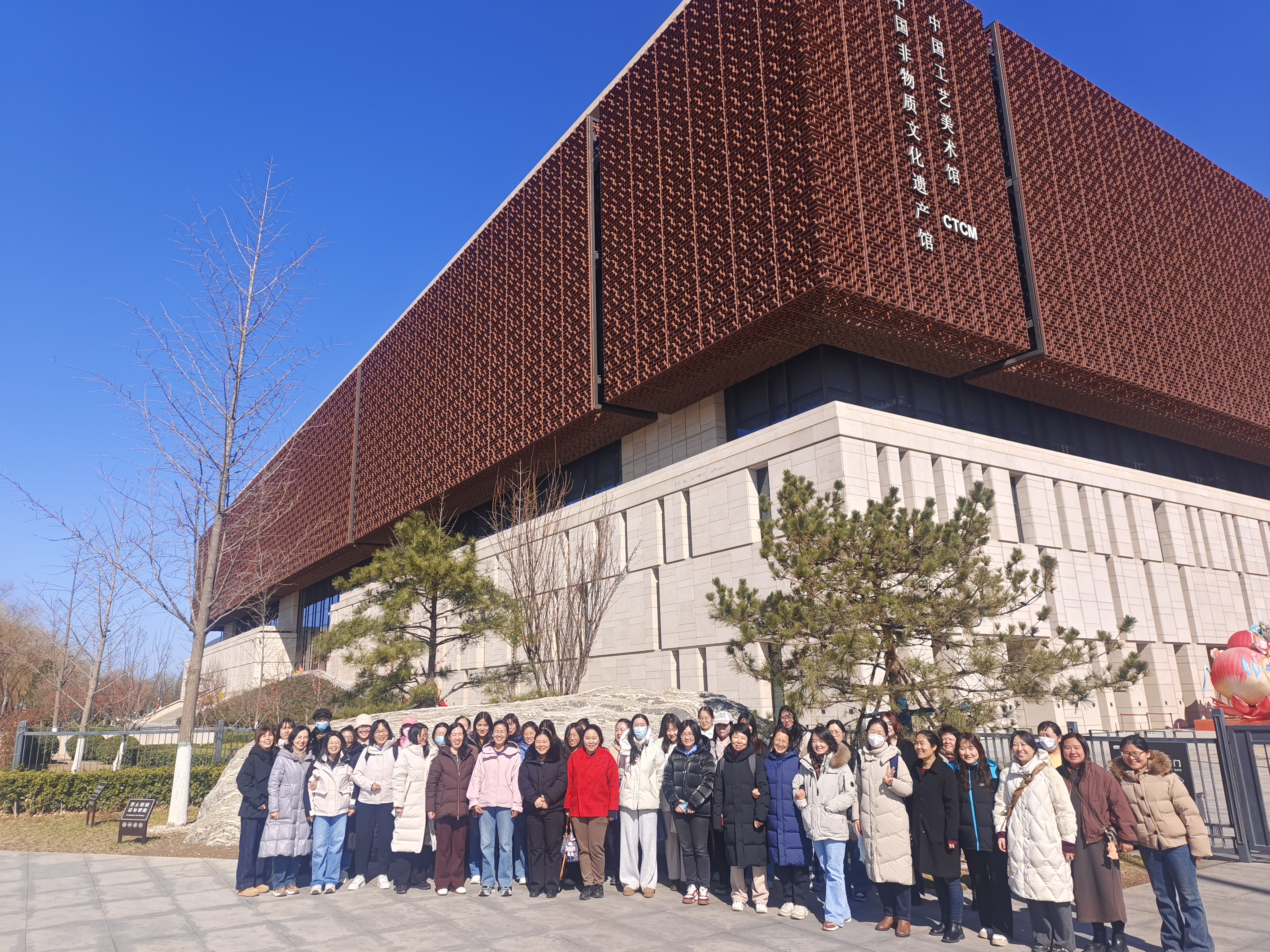 大華公司舉辦“三八”國(guó)際勞動(dòng)?jì)D女節(jié)系列活動(dòng)